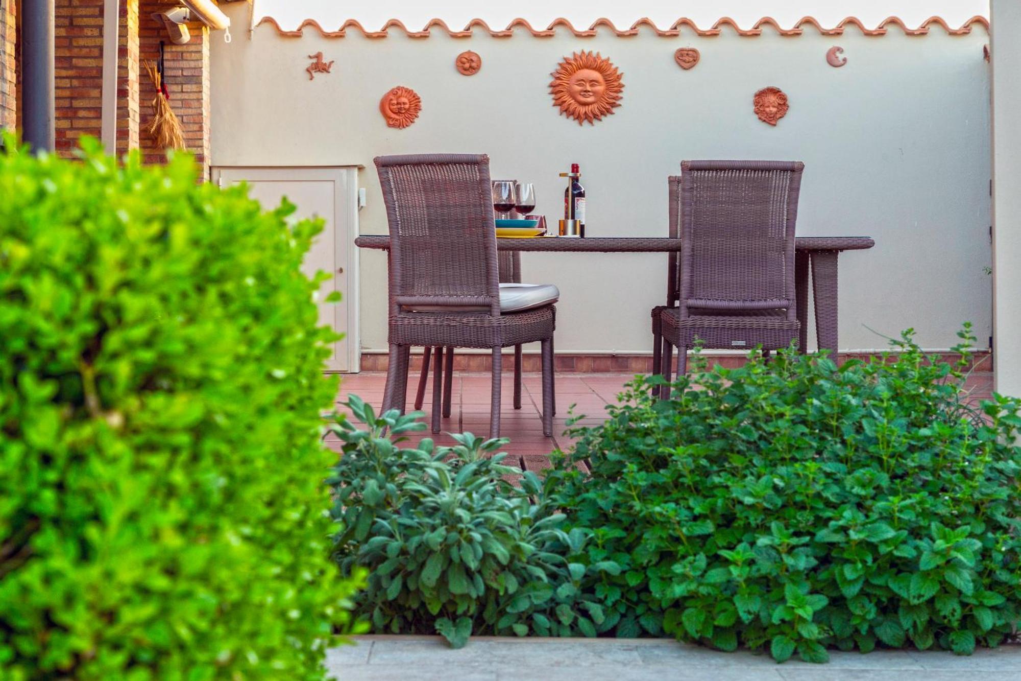 Sambucia - Sicilian Charm, Entirely Private Syracuse